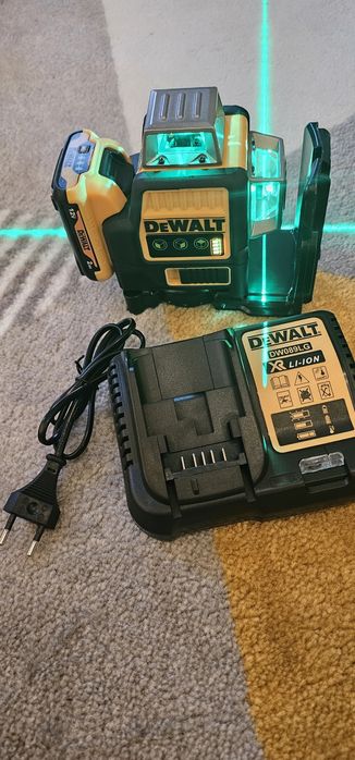 Лазерен нивелир DEWALT DW089LG 12V MAX 3 x 360 Green Line Laser.