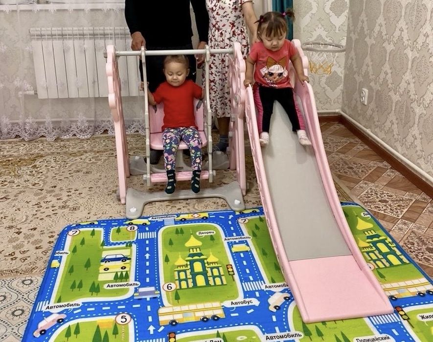 Продам детскую площадку