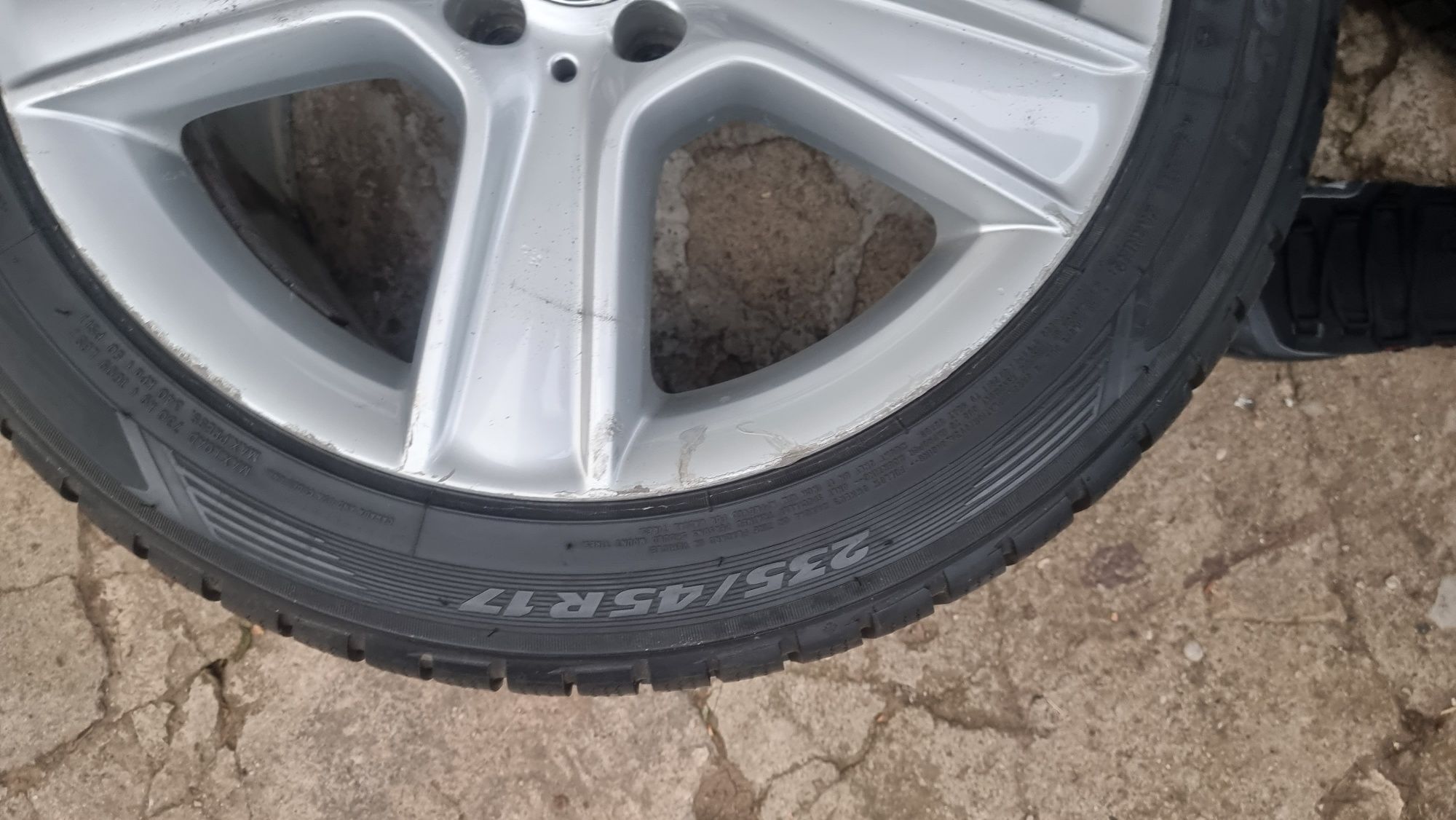 Зимни гуми TOYO 225/45/17 с 17" джанти за  Мерцедес Mercedes