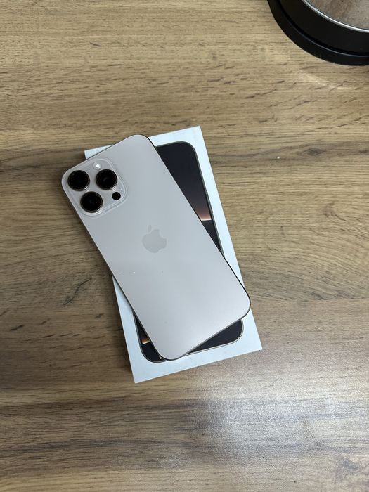 Iphone 16 Pro Max 256 гб GOLD, Акб 93%