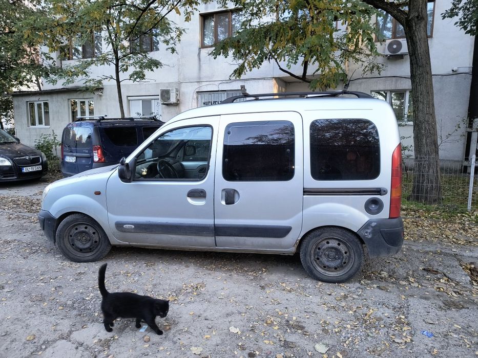 Vând Renault kangoo