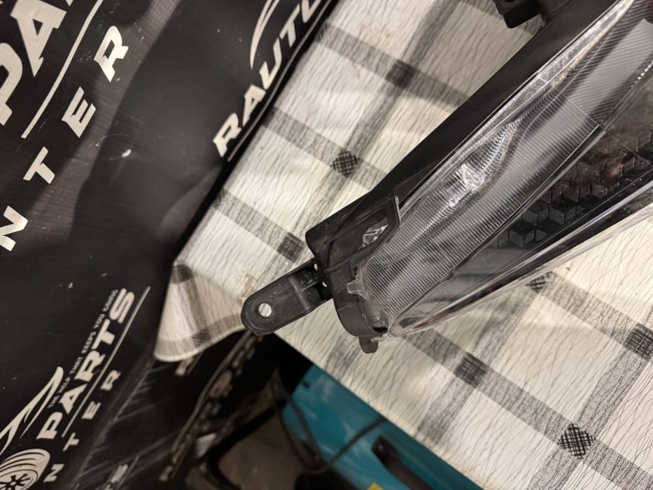 Far dreapta Toyota Yaris 2020/2021/2022/2023/2024