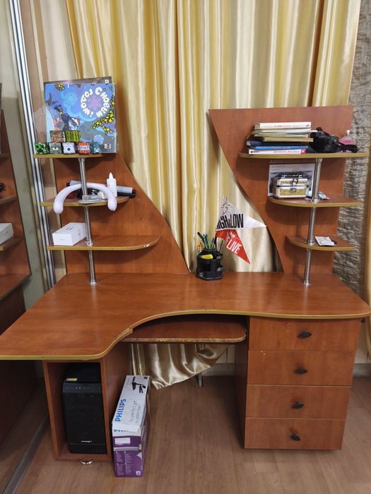 Стол ученический