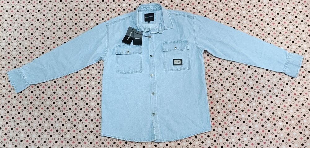 Vând jacheta noua tip cămașă pentru bărbați