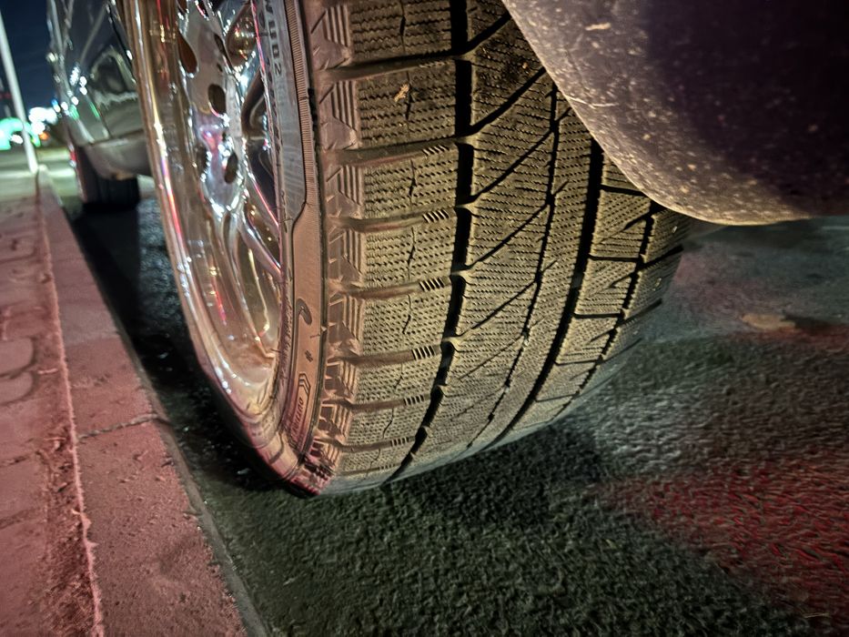 275/40/19 обменяю на 255/40/19