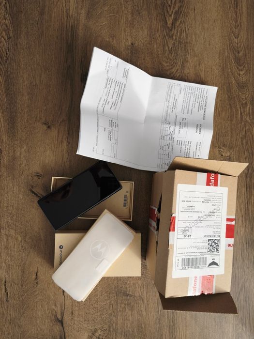 Vând telefon Motorola edge 50 fusion