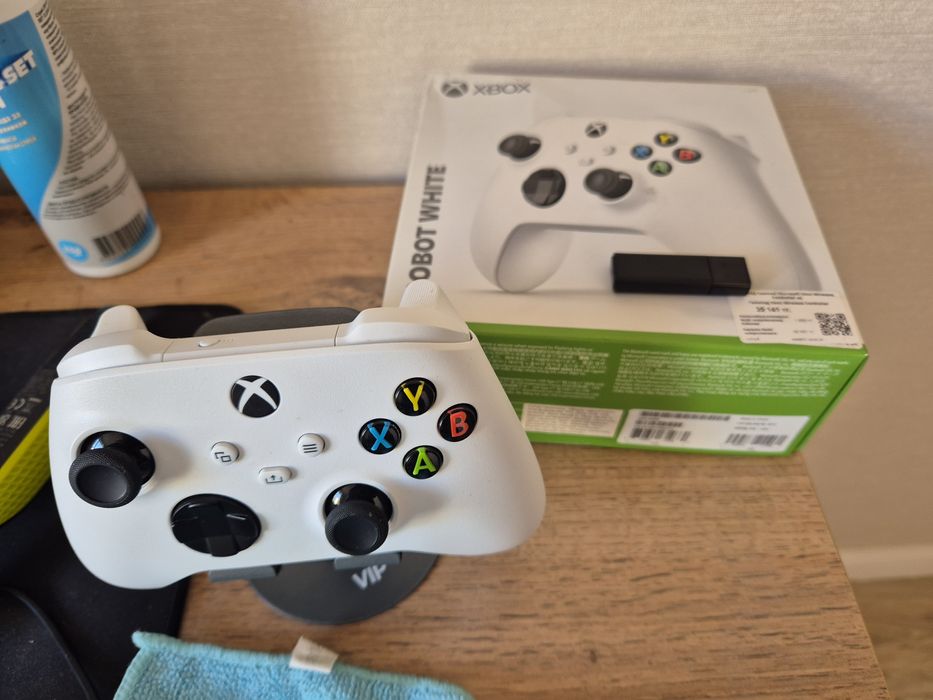 В продаже gamepad xbox с радиоканалом