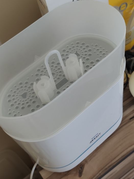 Стерилизатор за бебешки неща Philips Avent