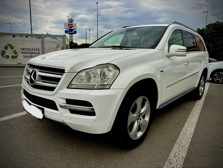 Urgent sa vinde. Mercedes GL 350 CDI Bluetec 265cp 4 Matic