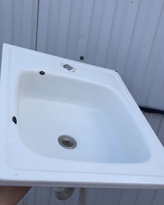 Раковина из стали