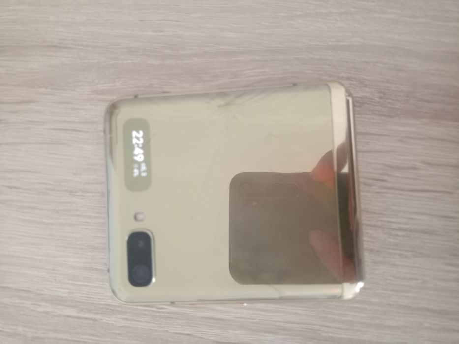 Samsung z flip 5g обмен