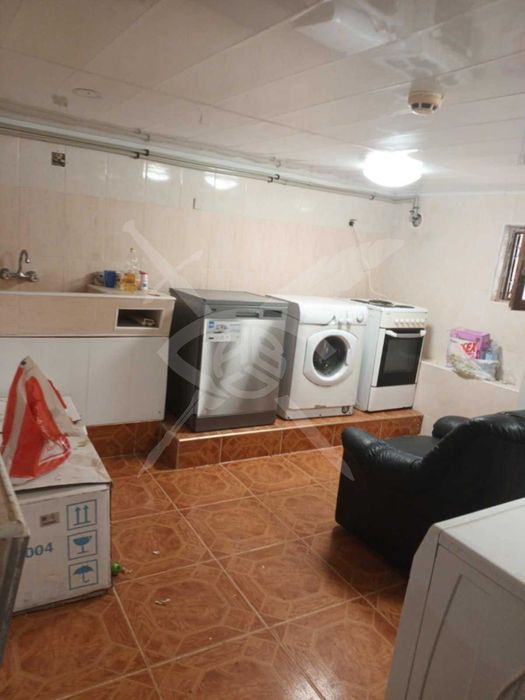 Дава се под наем Едностаен апартамент в Варна, Левски - 20 кв.м за 200 € - Снимка #2