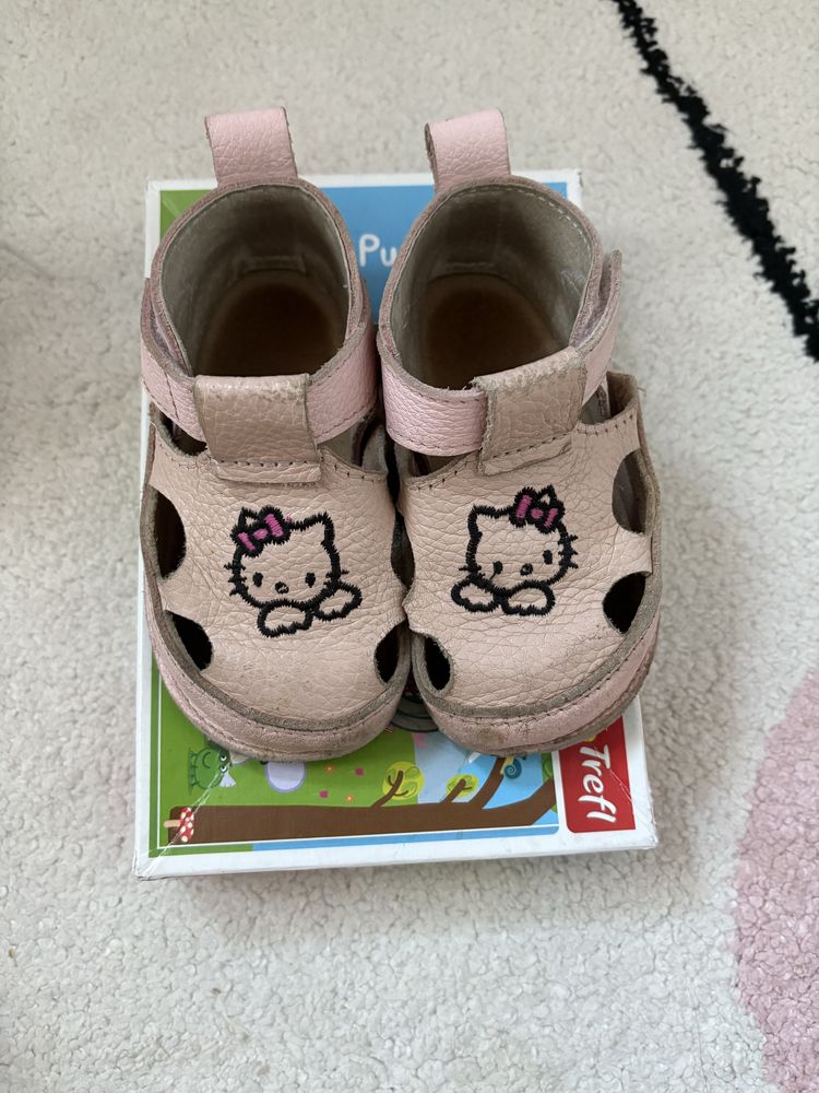 Vand sandale barefoot marimea 22 (14.3 cm interior)