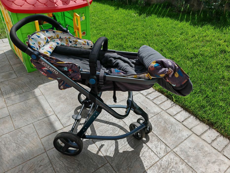 Sistem Cosatto 3 în 1 cu bază ISOFIX - Cărucior + Landou + Scoică