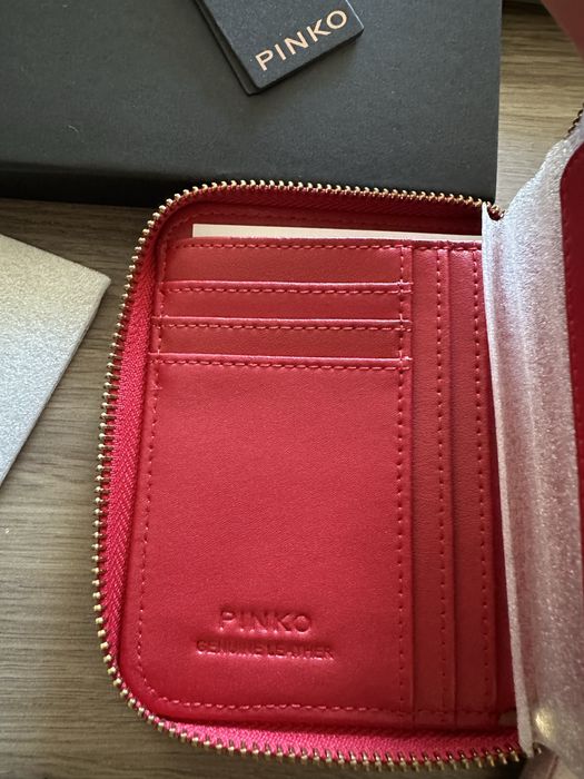 Чисто ново!! 100% Оригинално дамско портмоне Pinko портфейл