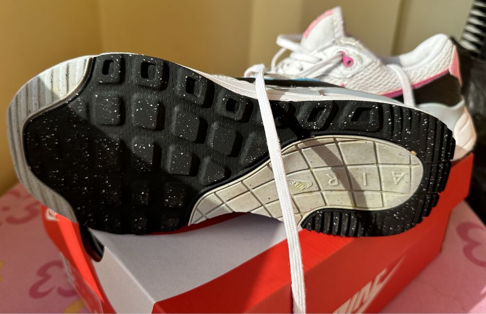 Маратонки Nike air max