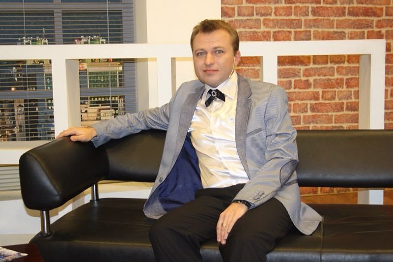 Алматинский ведущий (тамада) Алексей Кожемякин в Караганде