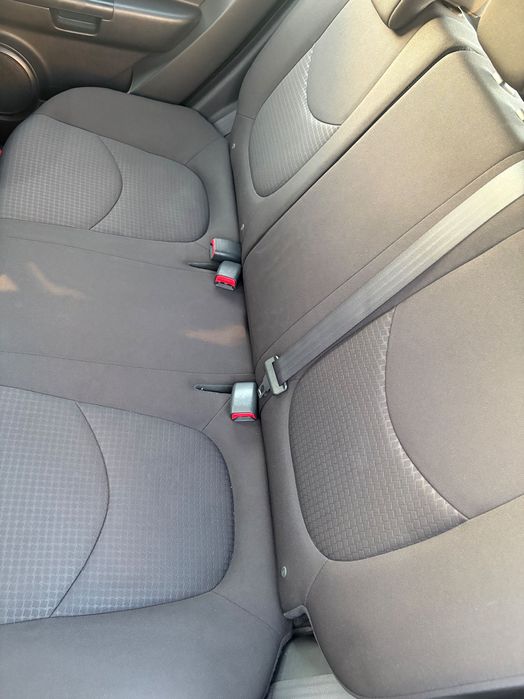 Продавам автомобил