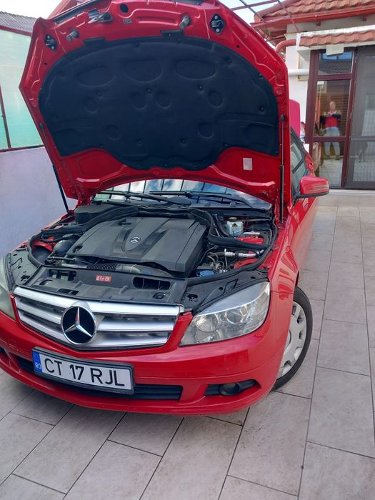 Vând autoturism Mercedes-Benz