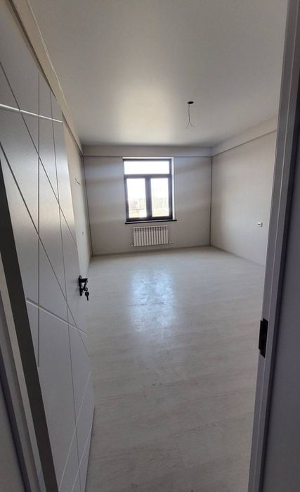 Срочно  Продаётся Кушбеги Новостройка 3/10/13  ремонт хороший !