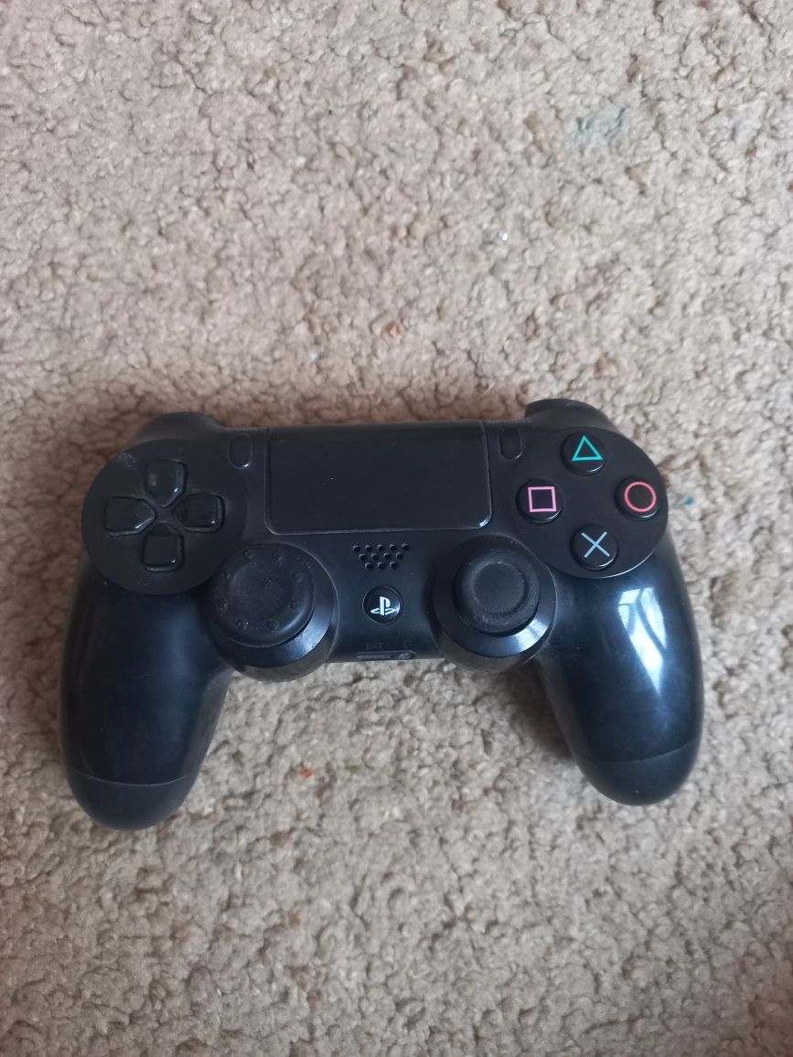 playstation 4 pulti sotiladi