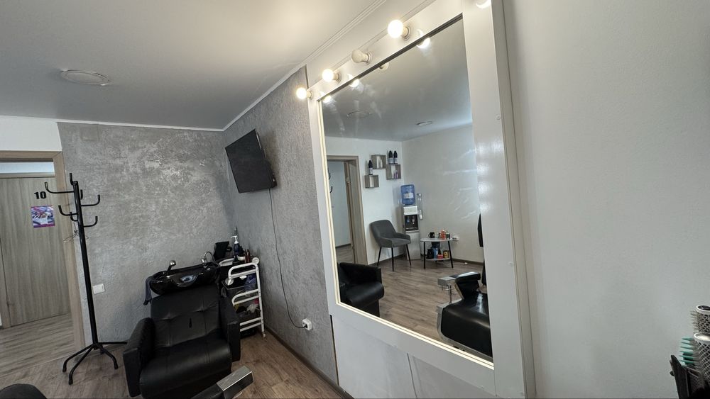 Продам зеркало 130*100