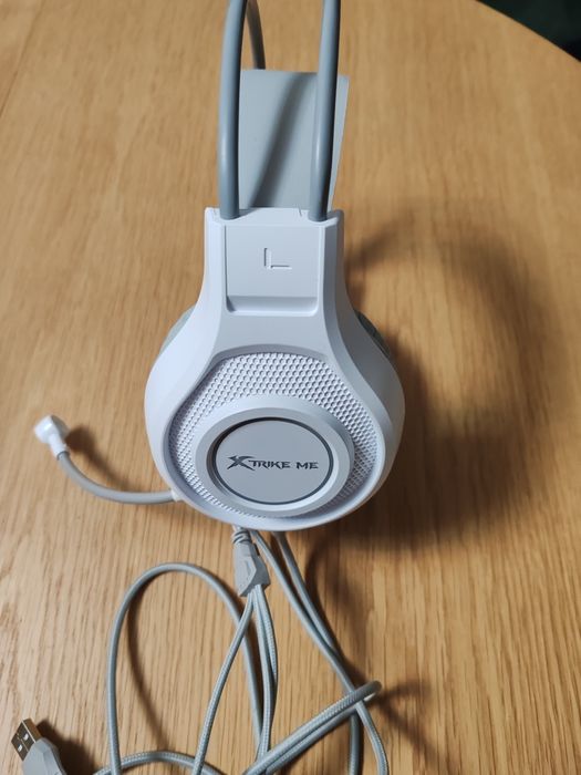 Геймърски слушалки с микрофон