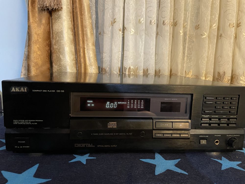 Vand cd player akai cd-55!