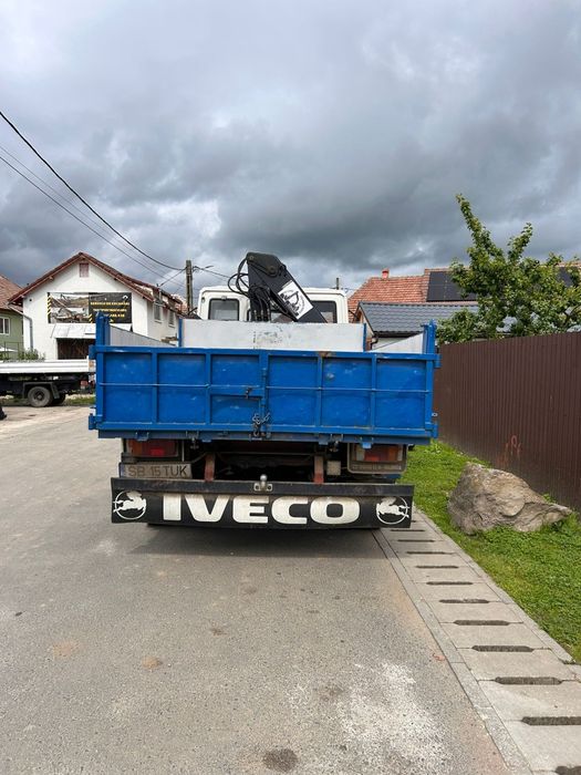 Iveco 3500 kg cu macara basculabil
