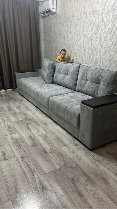 Продам диван срочно связи с переездом производство россия