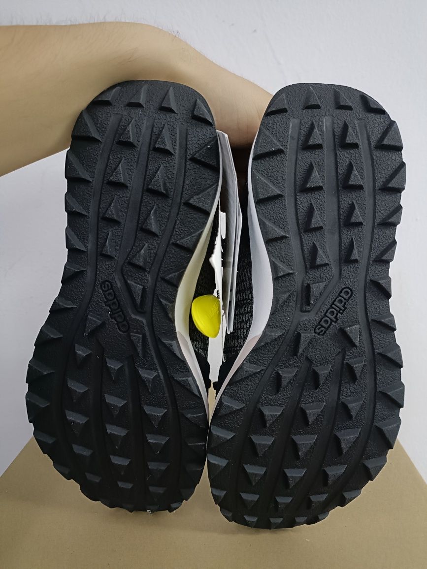 Adidas Quesa номер 36 2/3