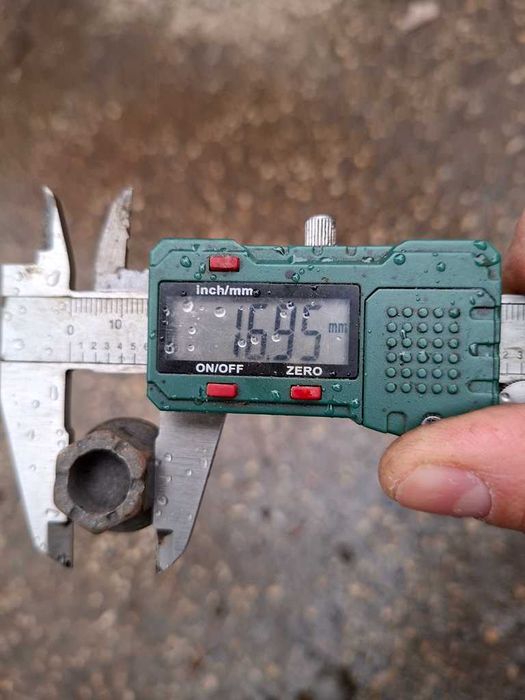 Болтове за джанти Мерцедес / Mercedes