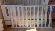 Vand patut bebe/toddler cu roti optionale