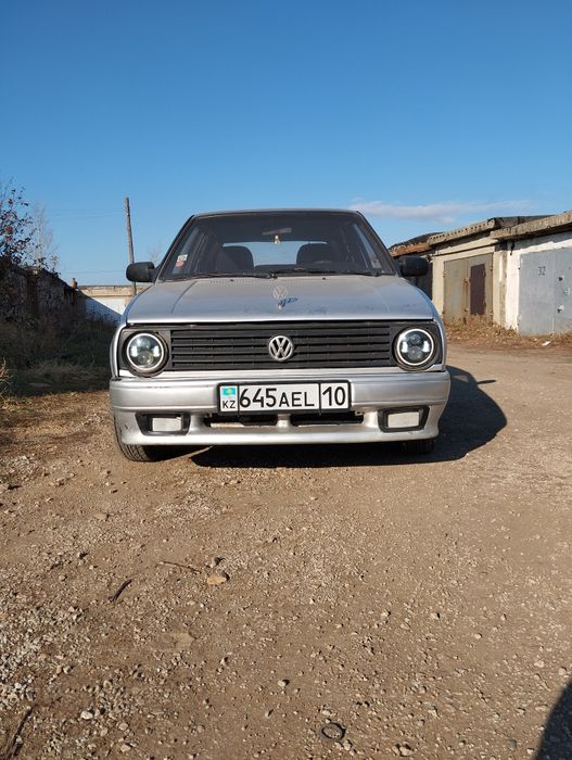 машина Golf 2 1990 года