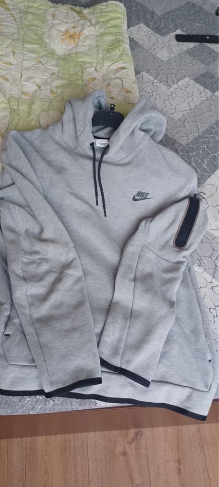 Nike Tech Fleece hoodie