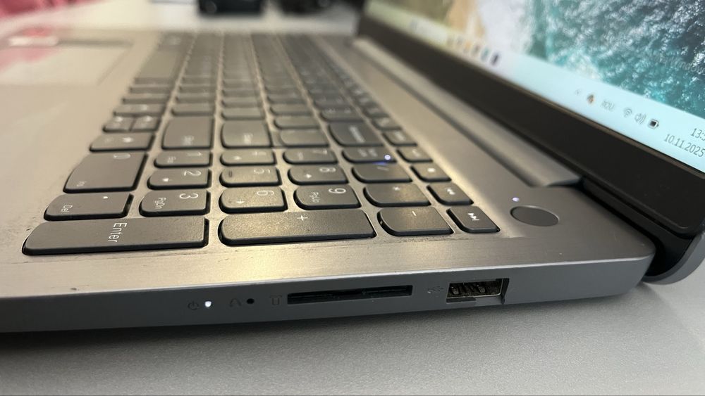 Laptop Lenovo IdeaPad 3 (15”) Ryzen 5, 16 Gb RAM, SSD