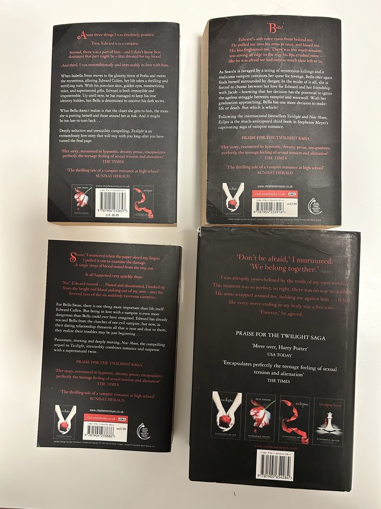 Seria Twilight de Stephenie Meyer in limba engleza