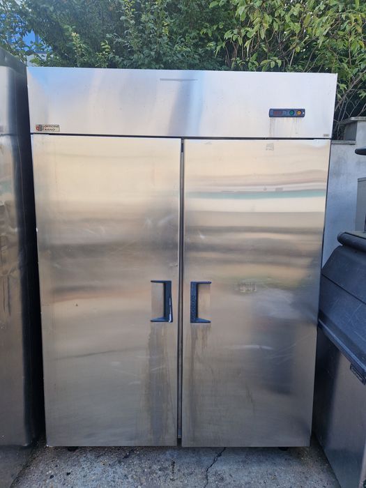 Vitrina rece si calda expunere, vitrina cu banc