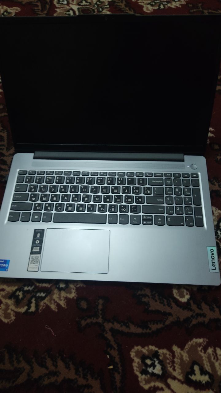 Ноутбук Lenovo i13