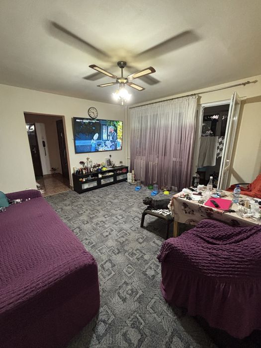 Bucuresti Pajura Strada Baiculesti 3 semidecomandate 132000 euro