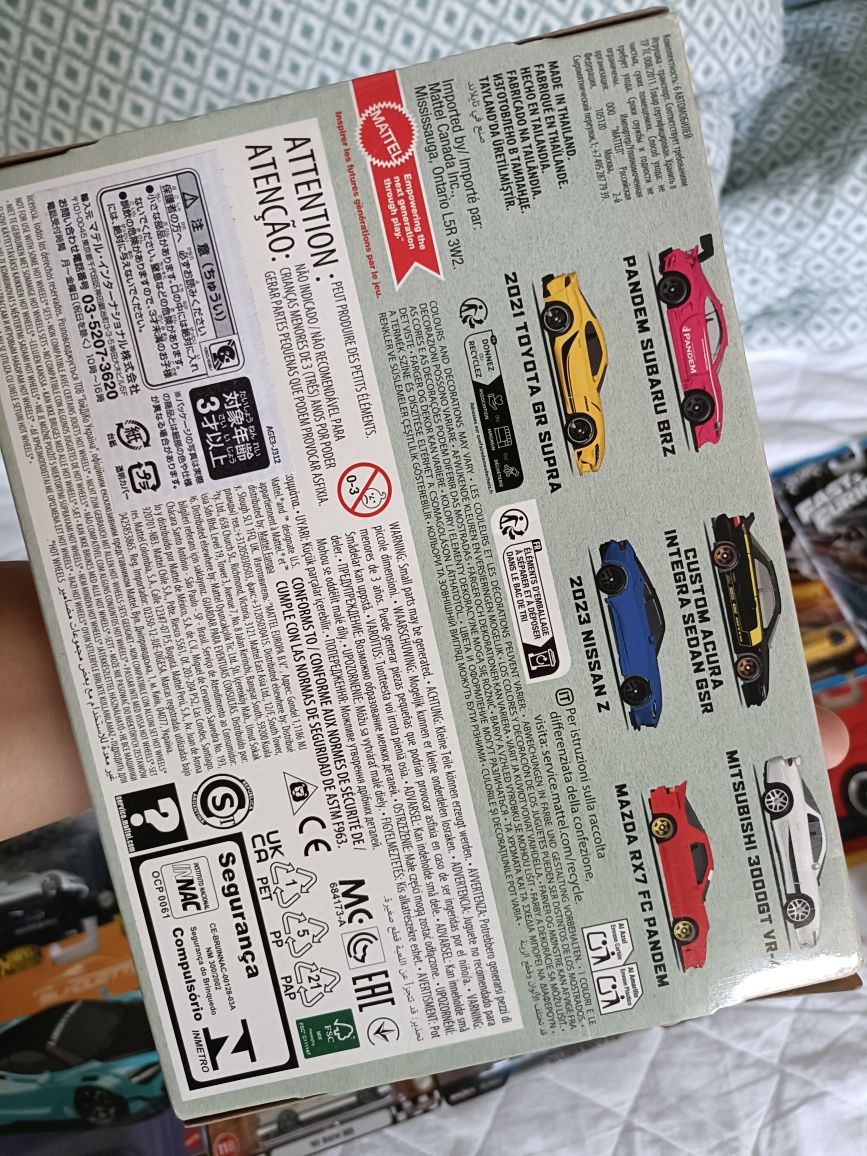 Vând Hotwheels premium și mainline