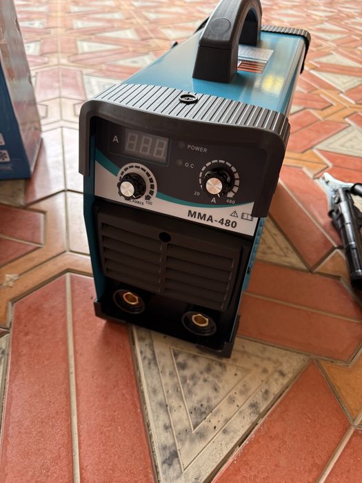 Продам сварочный аппарат фирмы Makita MMA-480