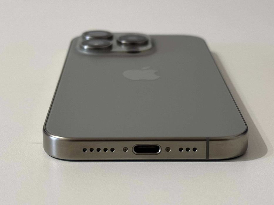 Бартер! iPhone 15 Pro Natural Titanium (Сив) 89%