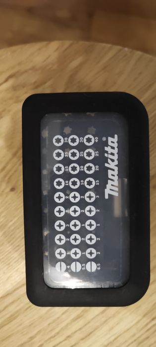 Макита,зарядно,DHP485 ,453,винтоверт.батерия ,вл1830.bl1830.чанта хилт