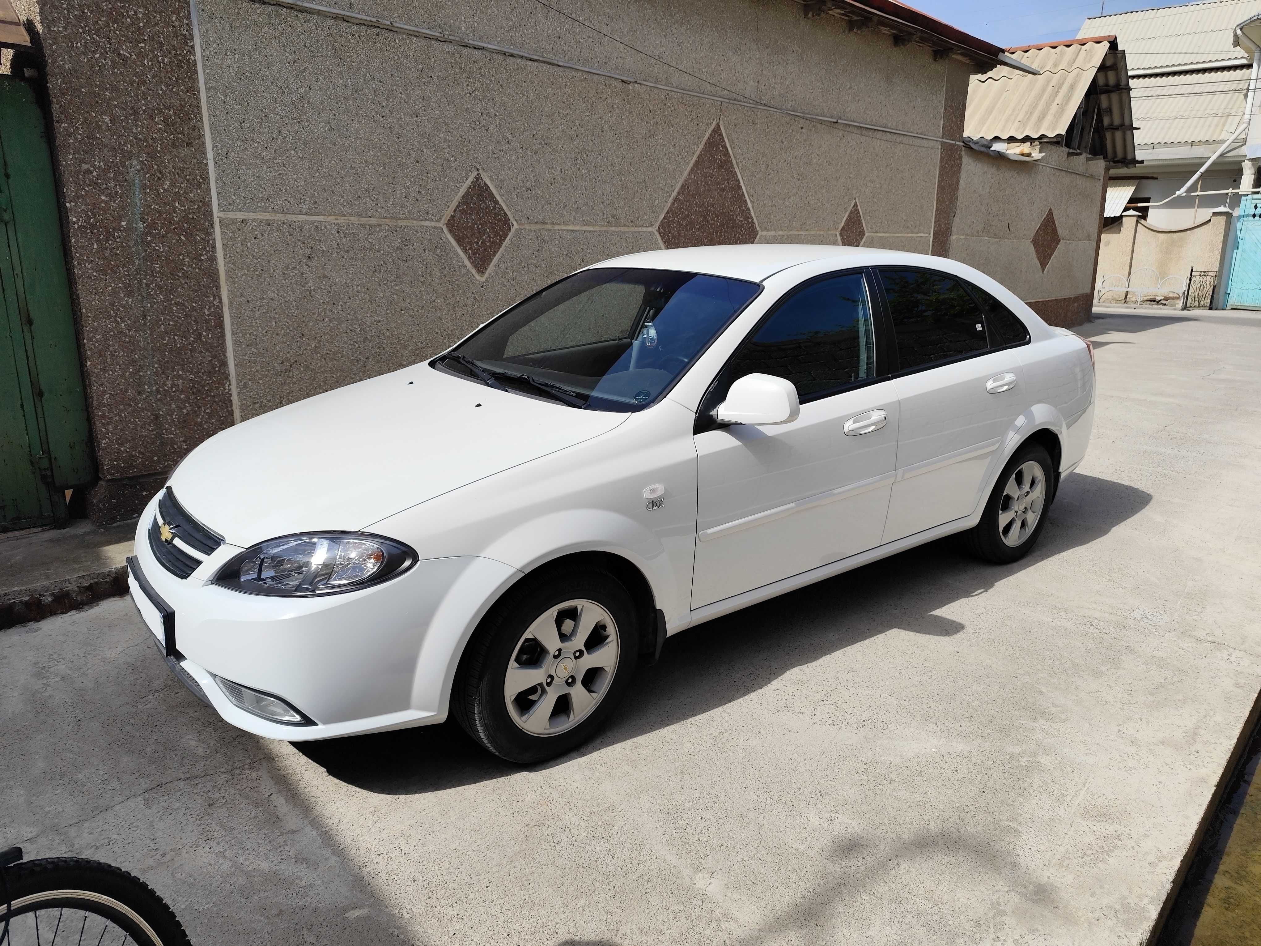 Chevrolet Gentra 2015 2-poz