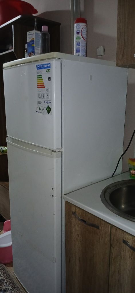 Холаделник Artel