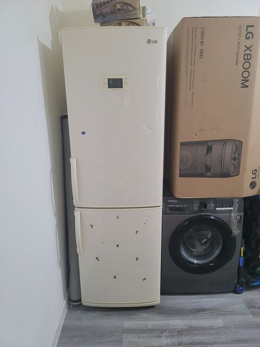 Продам холодильник LG