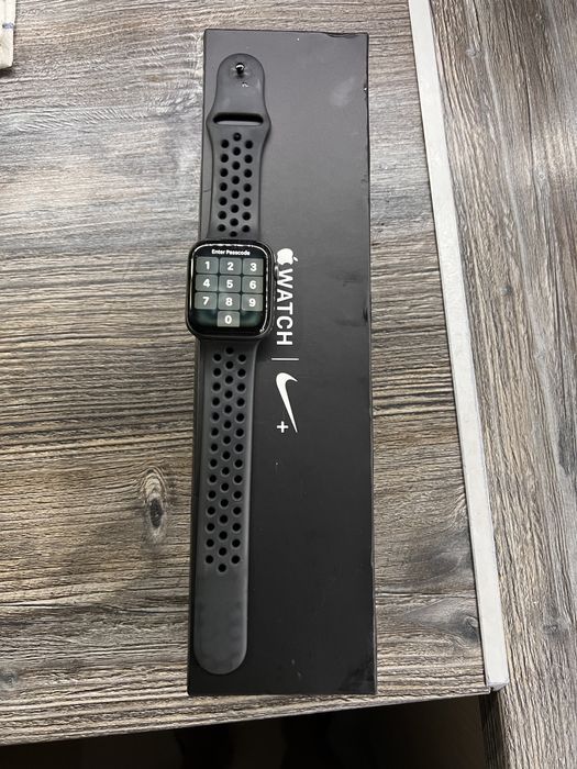 Apple Watch 4 Nike 44mm
