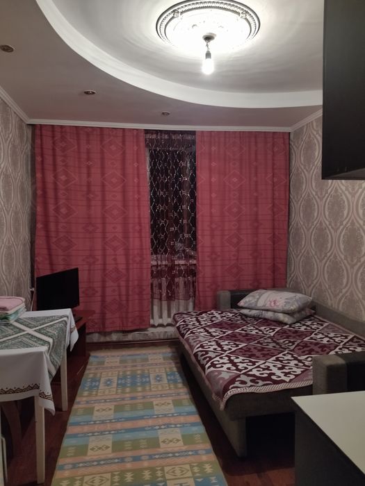 1 ком кв 8000 ночь. Мусрепова7/2