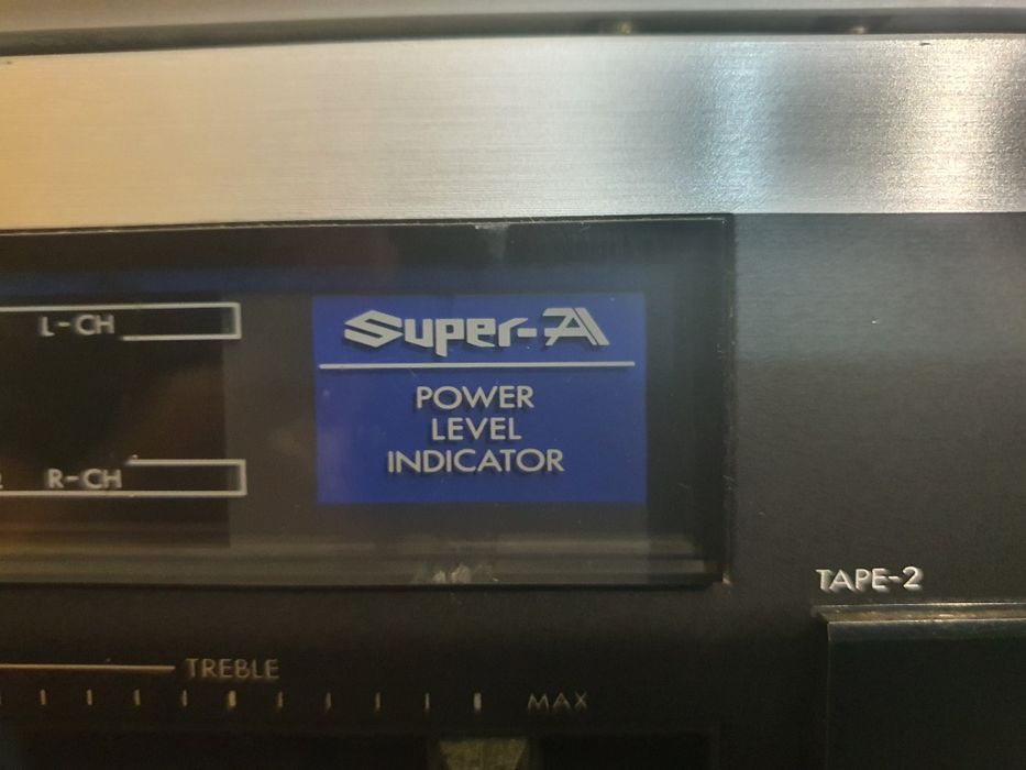 Linie audio JVC completă. Japan